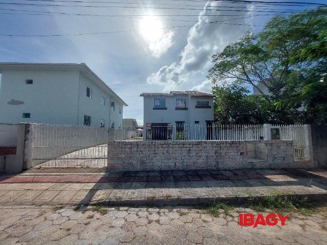 Casa 1 Quarto Carianos 35m²