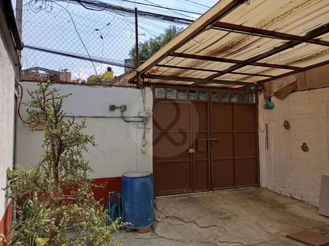 CASA 1ERA CERRADA DE DURAZNO