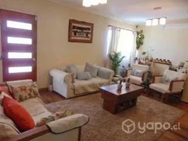 Casa 262 m2 construidos, 6 habitaciones, Valpo | 6 Dormitorios por 7400.00 en Valparaíso