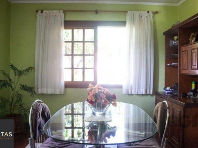 Casa 298m² 4 dormitórios, 3 vagas na Zona Norte