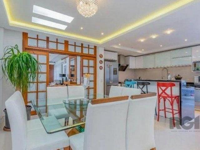 Casa 221m² 3 dormitórios, 1 suíte, 4 vagas de garagem no bairro Vila Assunção