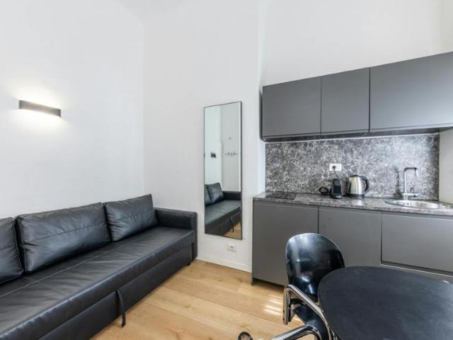 Casa 2 camere da letto, Milan Milan 20122 ES104143346