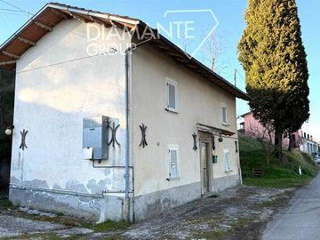 Casa 2 camere da letto, Gubbio Umbria ES103598670