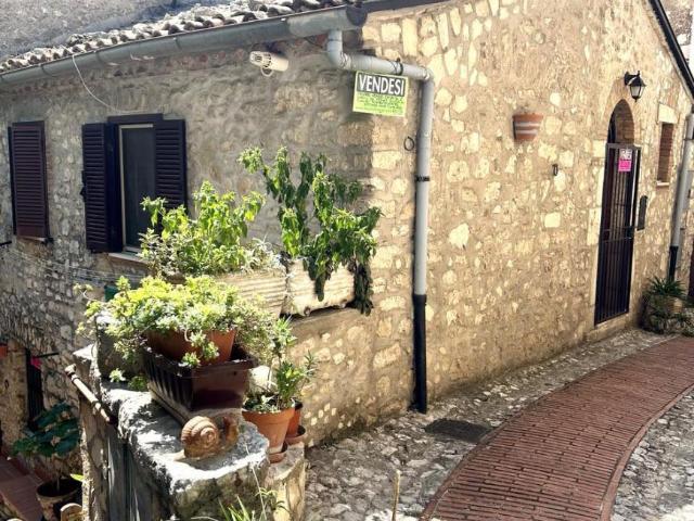 Casa 2 camere da letto, Veroli Lazio 03029 DS104563947