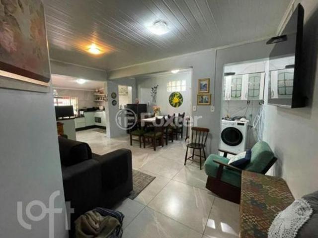 Casa, 2 dormitórios, 113.67 m², em Petrópolis