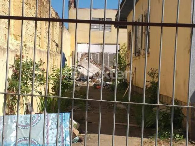 Casa, 2 dormitórios, 149.7 m², em Vila Ipiranga