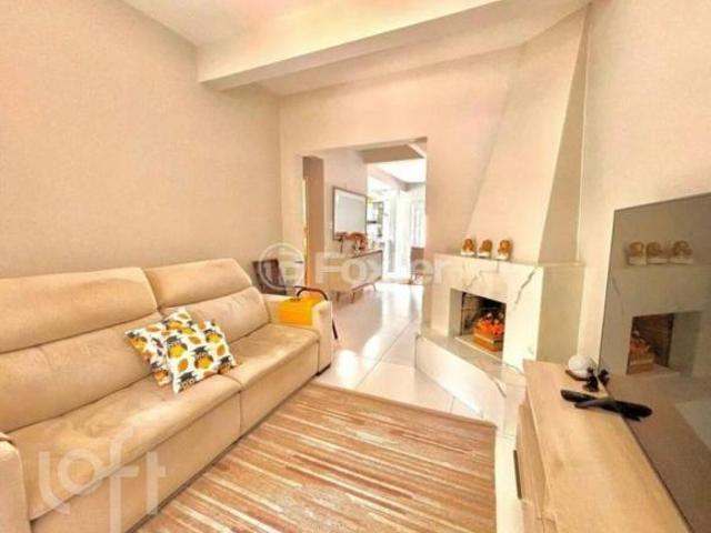 Casa, 2 dormitórios, 186 m², em Rio Branco