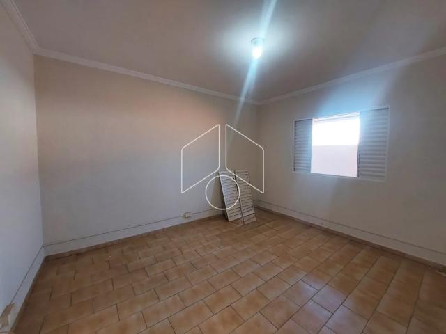 Casa 2 dormitórios, 1 banheiro, 70 m² no bairro Palmital, Marília
