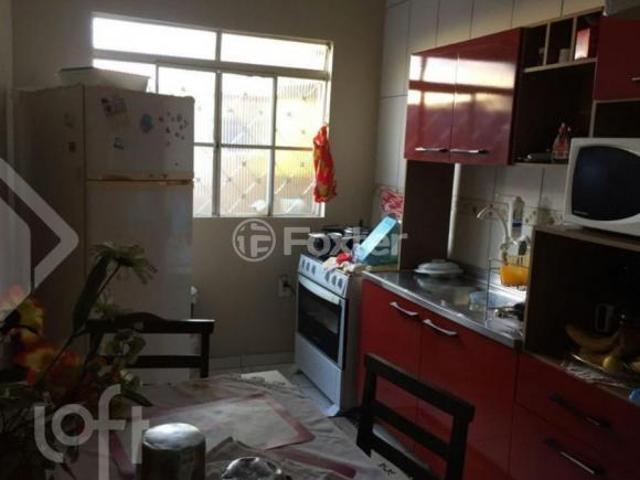 Casa, 2 dormitórios, 200 m², em Centro