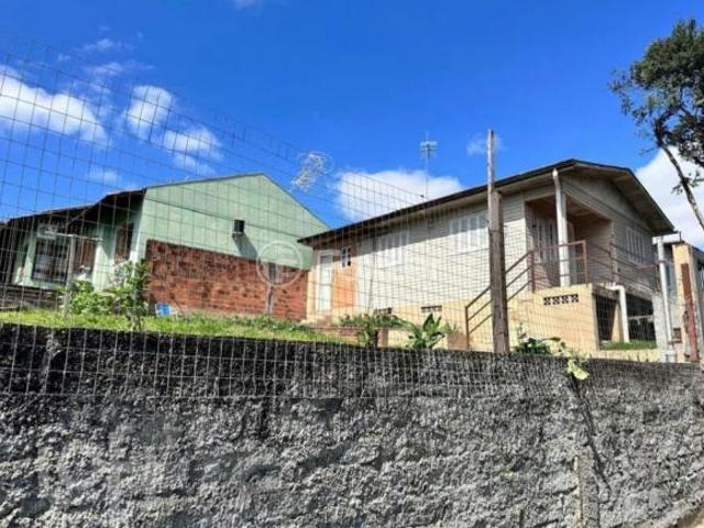 Casa, 2 dormitórios, 59 m², em Petrópolis