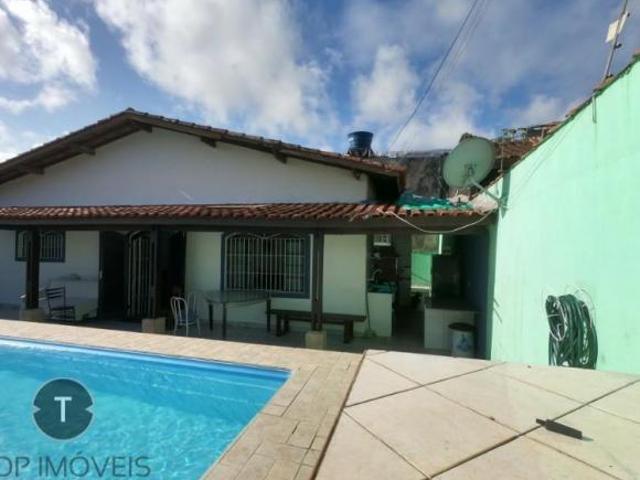Casa 2 dormitórios com piscina em itanhaém
