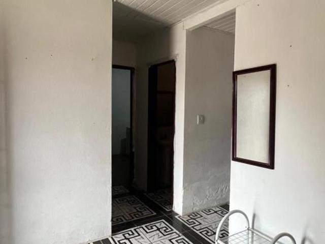 Casa 2 Dormitórios Bairro Stan