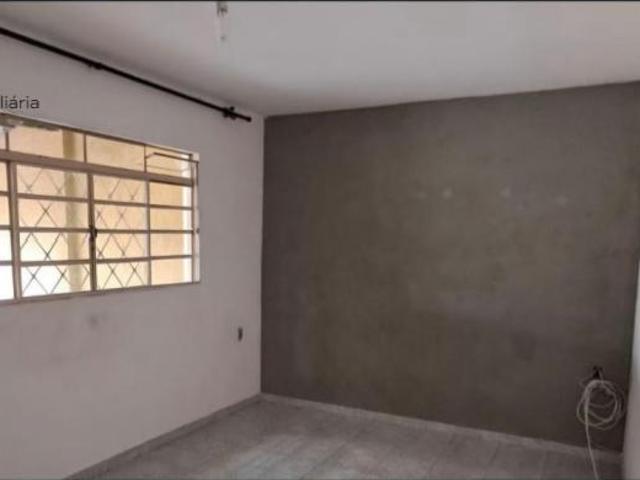 Casa 2 dormitórios para Venda em Jacareí, Jardim Nova Esperança, 2 dormitórios, 1 banheiro, 2 vagas