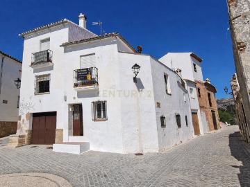 Casa + 2 fincas en Cartajima Alto Genal con vistas: olivar. 130m² Cartajima