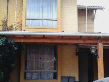 Casa 2 pisos 3 dorm.2 baños. El Abrazo, Maipú