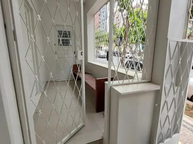 Casa 2 qtos no Funcionários