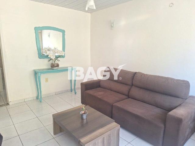 Casa 2 Quartos Agronômica 68m²