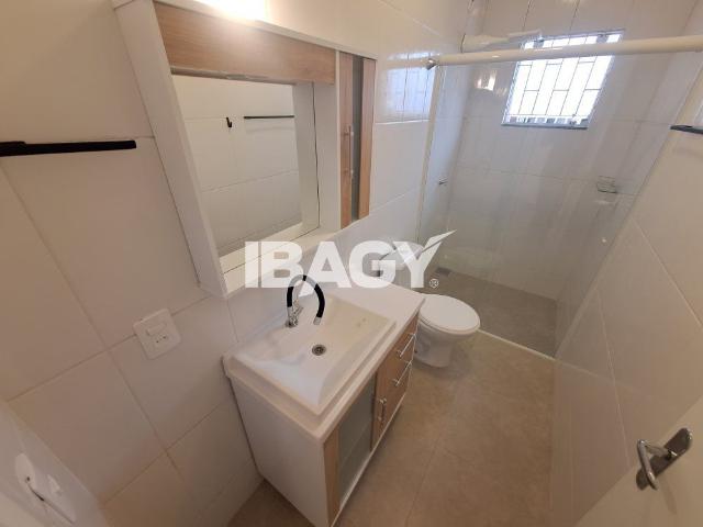 Casa 2 Quartos Carianos 73m²