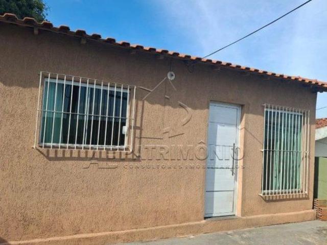 CASA 2 QUARTOS EM VILA DOMINGUES
