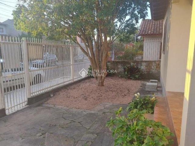 Casa 2 Quartos em Cachoeirinha, Com Garagem, junto Flores da Cunha