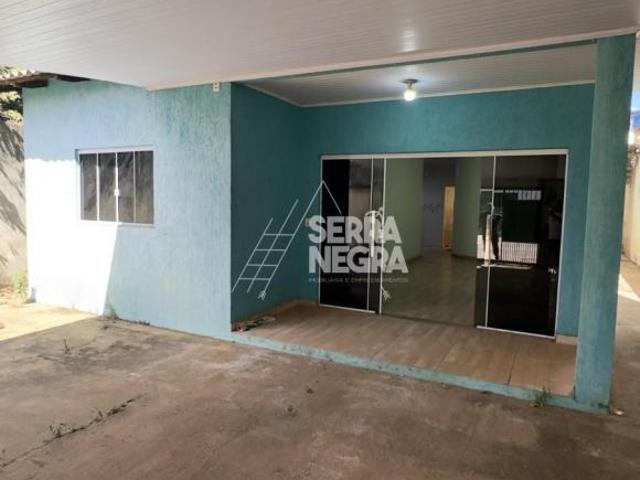 CASA 2 QUARTOS ESCRITÓRIO LOCALIZAÇÃO PRIVILEGIADA SETOR 8 ÁGUAS LINDAS GO