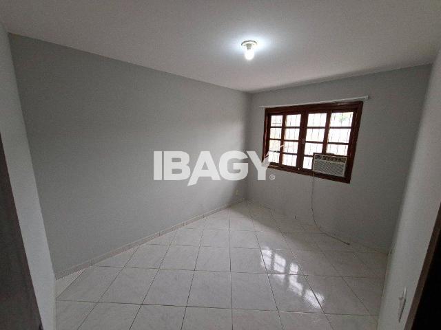 Casa 2 Quartos Forquilhas 68m²