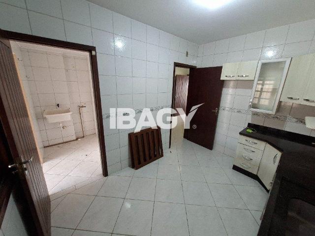 Casa 2 Quartos Forquilhas 68m²
