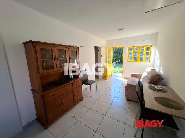Casa 2 Quartos Ingleses Do Rio Vermelho 90m²