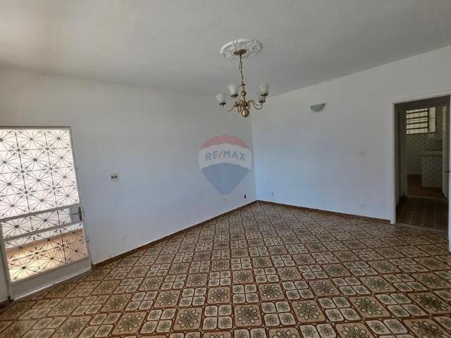Casa 2 Quartos no Jardim Carioca, Aceita Pets!