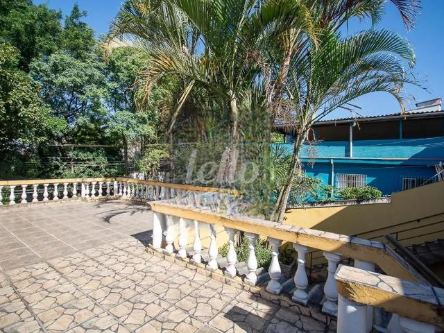 Casa 2 quartos para alugar no a Cupecê