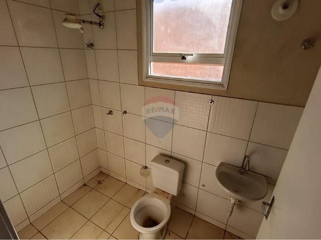 Casa 2 Quartos, Quintal e Garagem em Lins, SP