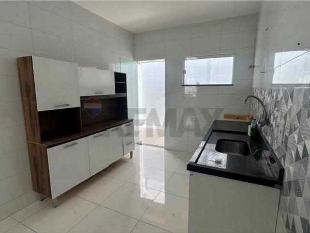 Casa 2 quartos, sendo 1 suíte no bairro SIM, Feira de Santana BA