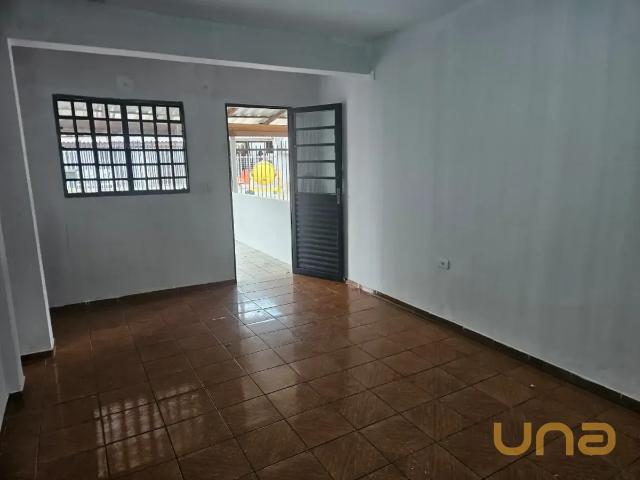 Casa 2 Quartos Sítio Cercado 65m²