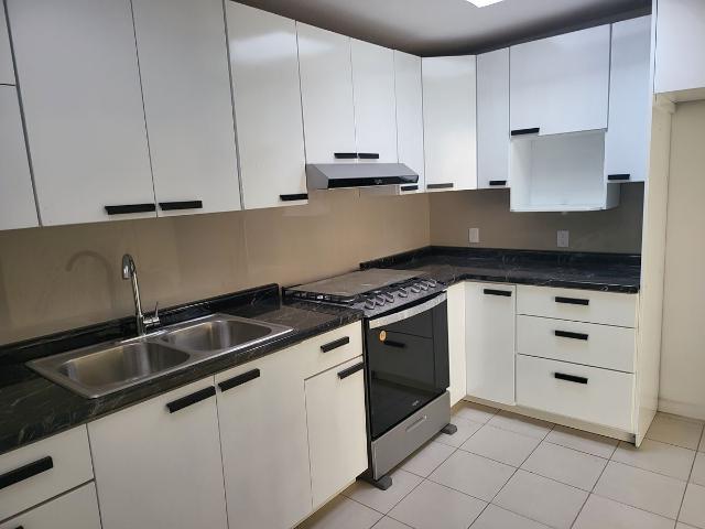 Casa 2 recamaras, Amueblada con servicios, incluidos Agau, luz, Internet y gas