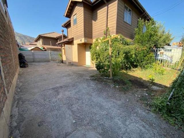 Casa 2Dorm+1B amplio Patio $530. Recibimos Subsidio