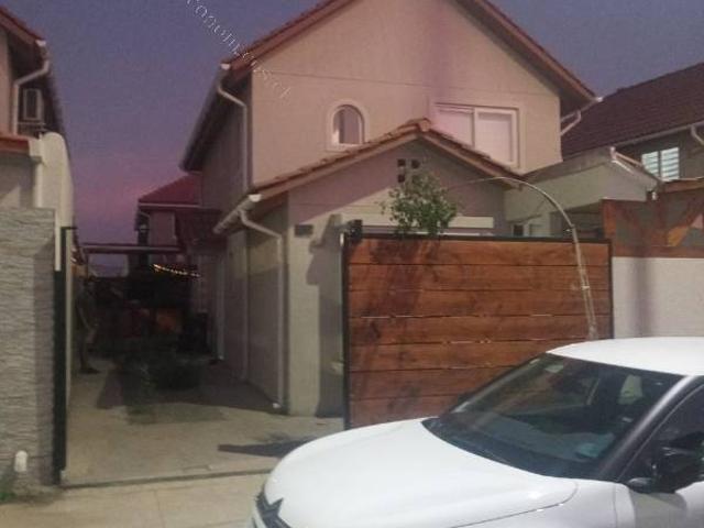 Casa 2Pisos,4D/3B,Piscina,Condominio Valle Grande,Lampa