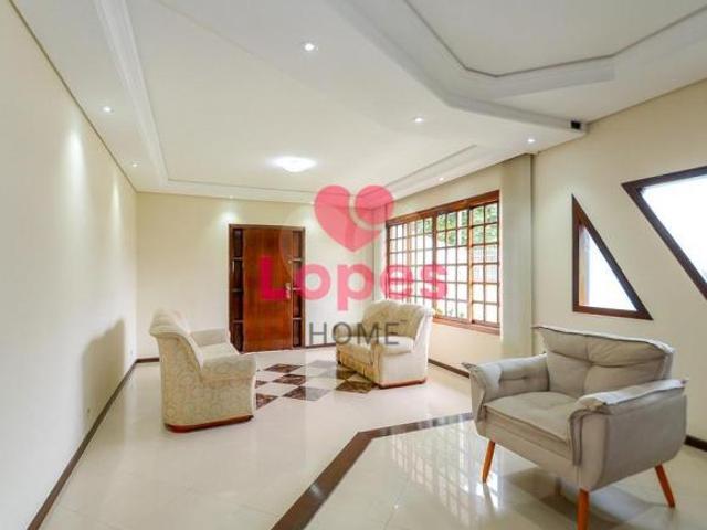 Casa 354,30 m² 4 Quartos 2 Suites Garagem para 14 Carros