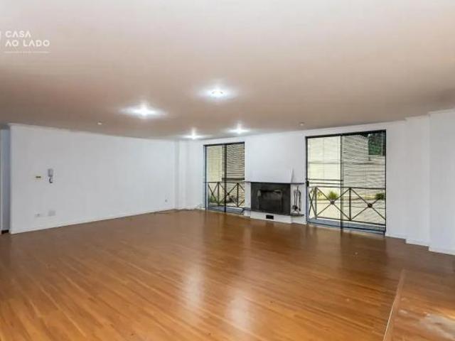 Casa 356m² com 4 quartos no Jardim Social Curitiba/PR