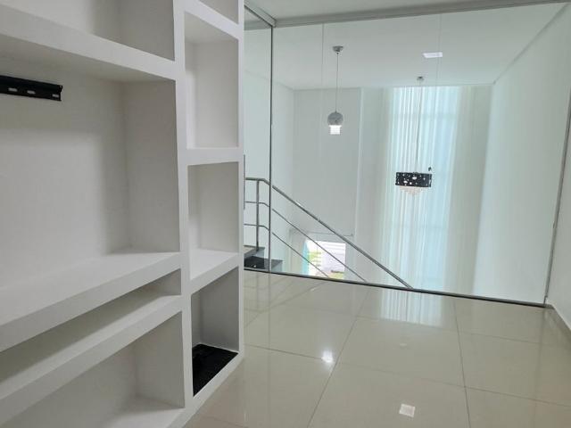 Casa 300m2 com Piscina no Sim Feira de Santana Venda e Aluguel