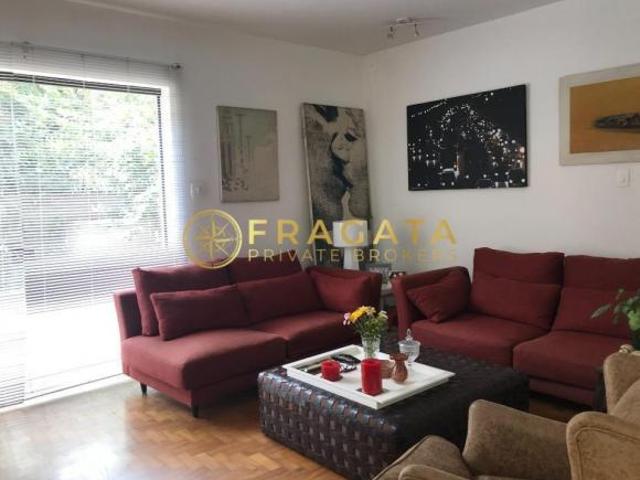 Casa 311m² à venda, 4 dormitórios, 1 suíte, 4 vagas Pacaembu São Paulo/SP