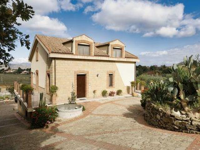 Casa 3 camere da letto, Buonriposo Sicilia 94010 ES103492036