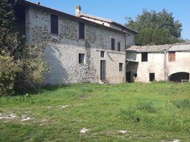 Casa 3 camere da letto, Castel Ritald Umbria 06044 ELS105866681