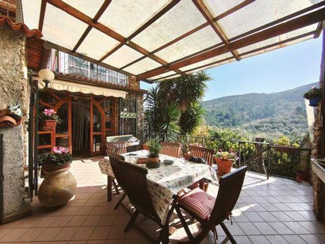 Casa 3 camere da letto, San Fedele Liguria 17031 DS97102906