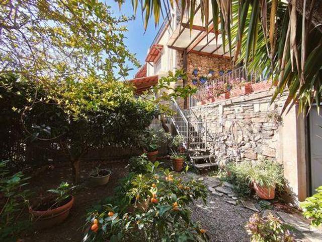Casa 3 camere da letto, San Fedele Liguria 17031 ES97102906