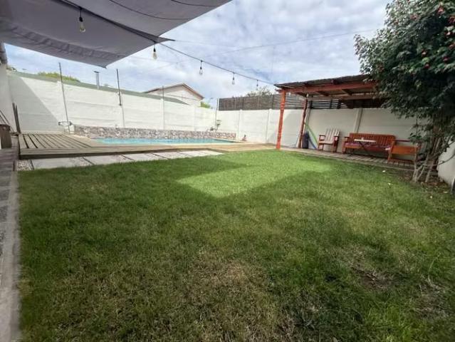 Casa 3 d+ Piscina en Con. Alto Sacramento 1833 | dormitorios por 6100.00 en Buin