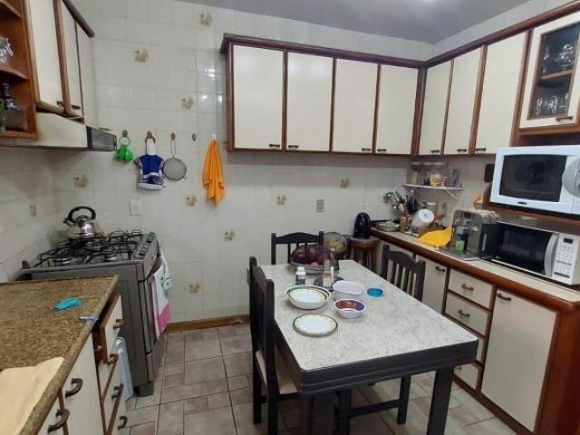CASA 3 DOMIRTÓRIOS 2 SUITES PISCINA ÁREA GOURMET GUARUJÁ PORTO ALEGRE