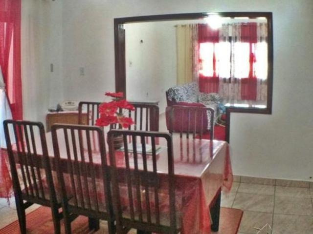 CASA,3 Dormitorio s bairro Josane