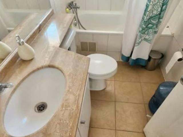 Casa 3 dormitorios 3 baños piscina Ciudad de los V | 3 dormitorios por 269990. 00 en Pudahuel