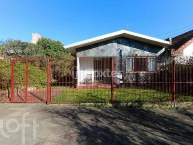 Casa, 3 dormitórios, 100 m², em Centro