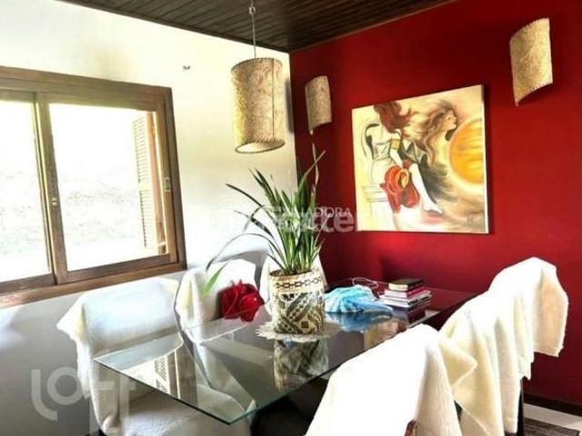 Casa, 3 dormitórios, 100 m², em Lomba Grande